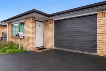 28B Enderley Avenue, Enderley