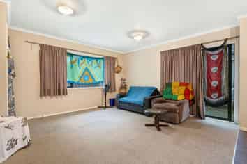28B Enderley Avenue, Enderley