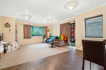 28B Enderley Avenue, Enderley