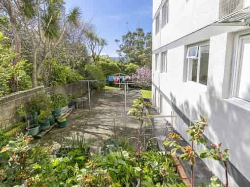 7/6  Heaton Terrace, Brooklyn