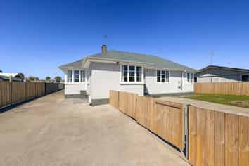 140 Clarkin Road, Fairfield