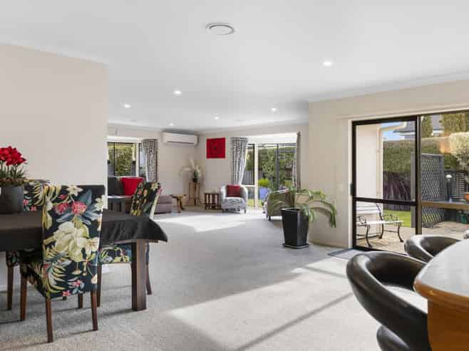 1 Vaucluse Drive, Nukuhau