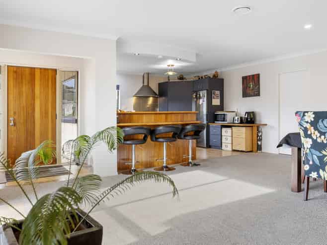 1 Vaucluse Drive, Nukuhau