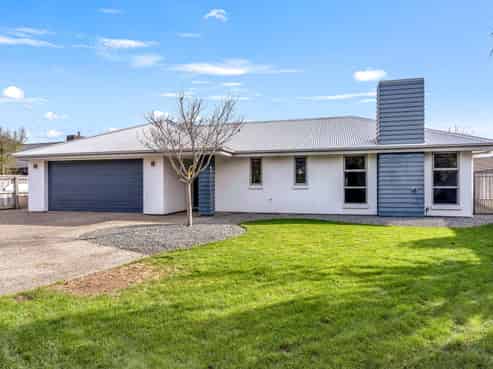 61 Covent Drive, Stoke