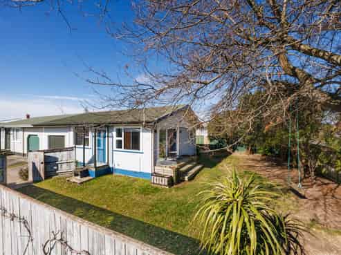 2 Lockhart Avenue, Milson