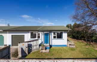 2 Lockhart Avenue, Milson