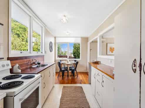 22 Caxton Street, Onekawa