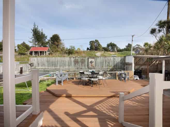 110 Hastings Street, Halcombe