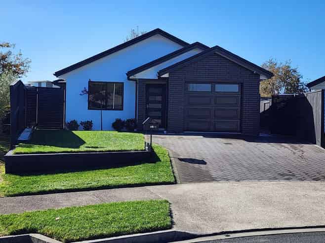 10B Huria Vista, Pyes Pa