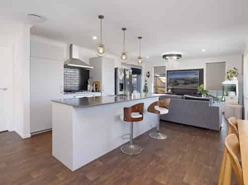 2 Hauruia Way, Pyes Pa