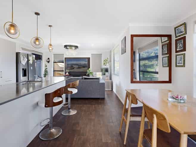 2 Hauruia Way, Pyes Pa