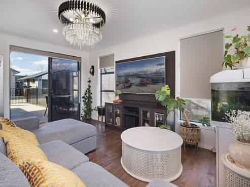 2 Hauruia Way, Pyes Pa