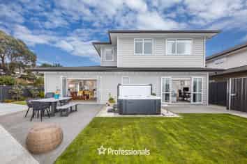 2 Chalfont Road, Silverstream