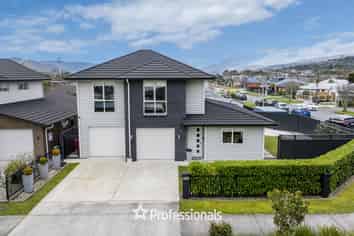 2 Chalfont Road, Silverstream