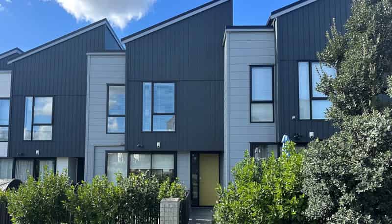 16 Nugget Avenue, Hobsonville