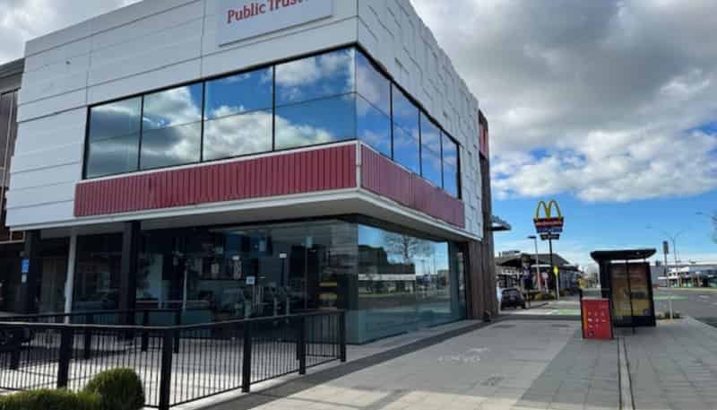 Hospitalit/575 Cameron Road South, Tauranga South
