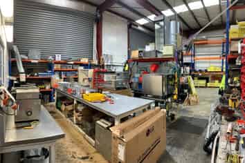 Heavy Industry Warehouse | 710 m2