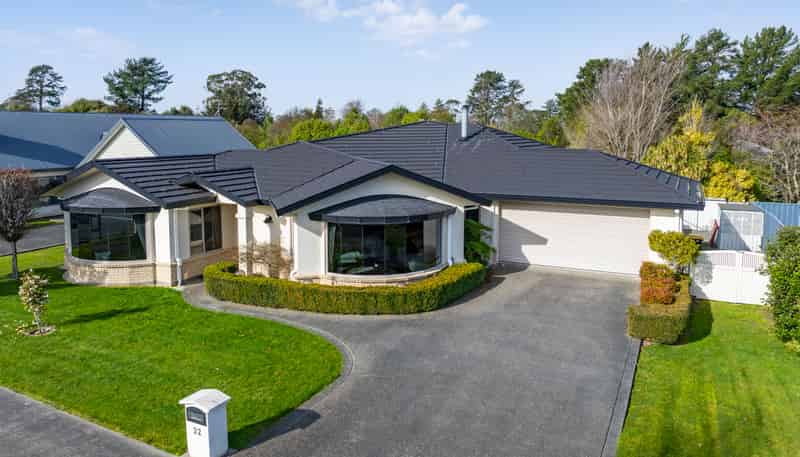 32 Cody Crescent, Lansdowne