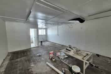Affordable 85sqm Retail – West Coast Road