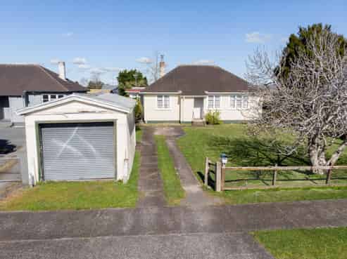 11 Hayward Road, Ngatea