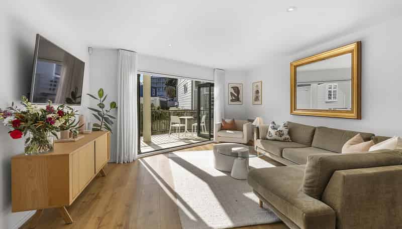 2/38A Roxburgh Street, Mount Victoria