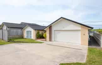 10 Paiaka Place, Rototuna North