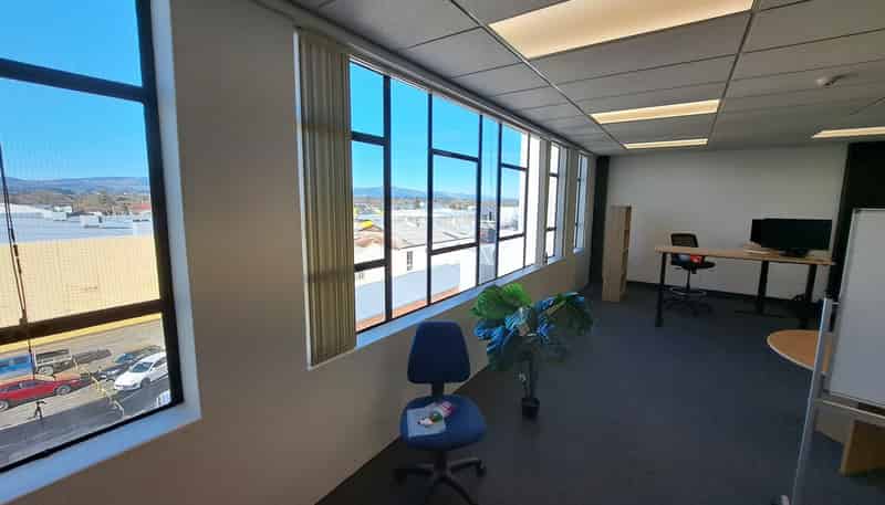 Level 3-73 The Square, Palmerston North