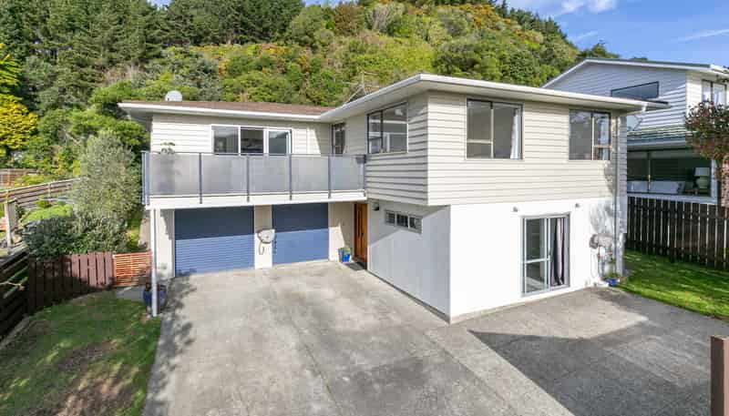 37 Woodman Drive, Tawa