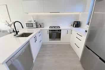 10/190 Lincoln Road, Addington