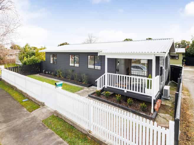 57A Benmore Avenue, Cloverlea