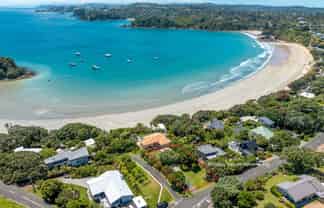 3 Waikare Road, Oneroa