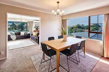 8 Balliol Drive, Tawa