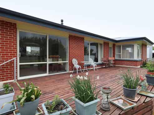 331 Flora Road East, Makarewa