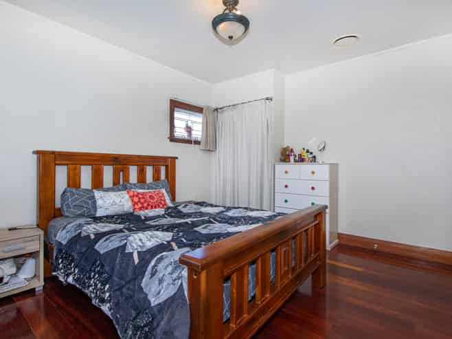 292 Western Hills Drive, Avenues