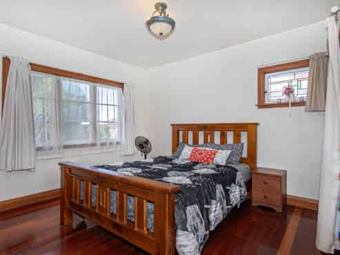 292 Western Hills Drive, Avenues