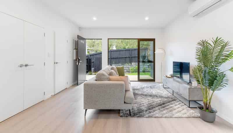 222B/222F Manuka Road, Bayview
