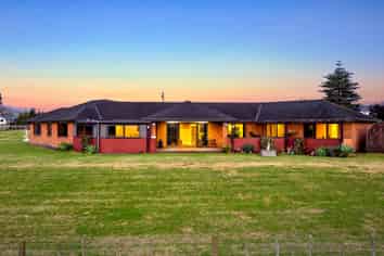34 Taurangaruru Road, Waiuku