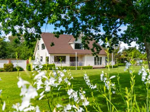 144 Loop Line, Opaki