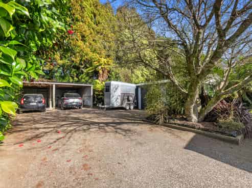 1558 Pyes Pa Road, Oropi
