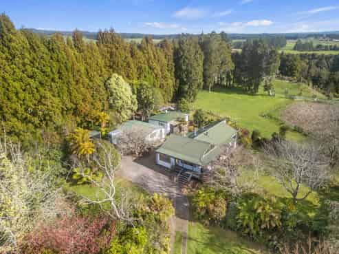 1558 Pyes Pa Road, Oropi