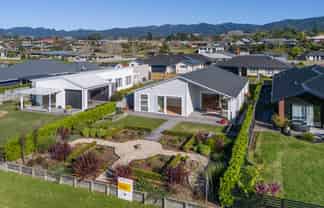 5 Vesey Drive, Katikati