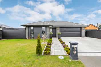 9 Cedric Place, DARFIELD