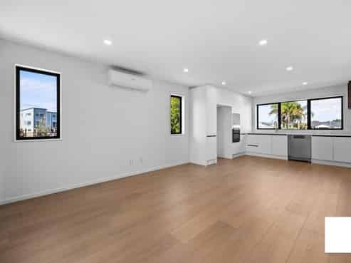 7 Awhi Way, Karaka