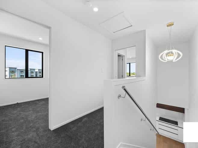 7 Awhi Way, Karaka