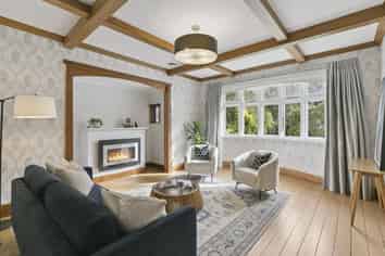 255 The Parade, Island Bay