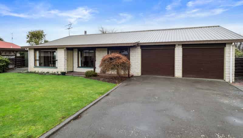 10 Williamson Place, Allenton