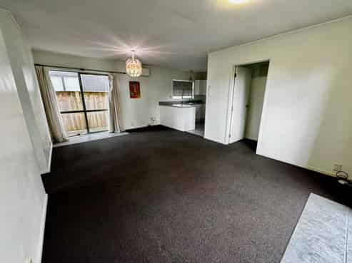 21A Thomas Avenue , Te Atatu Peninsula