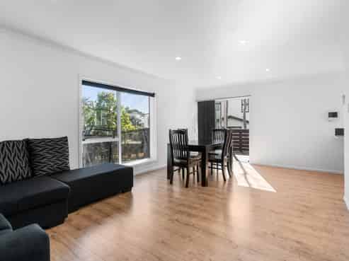 20b Adams Road, Manurewa