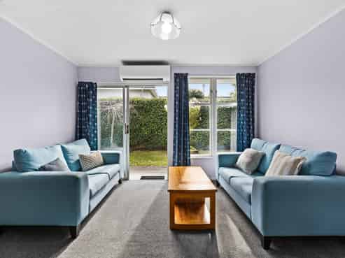 3/10A Meeanee Quay, Westshore