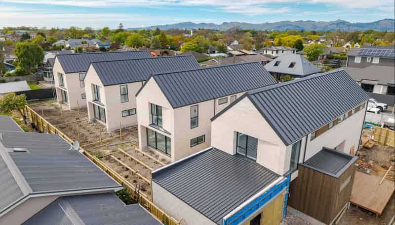 1-4, 152 Idris Road, Strowan